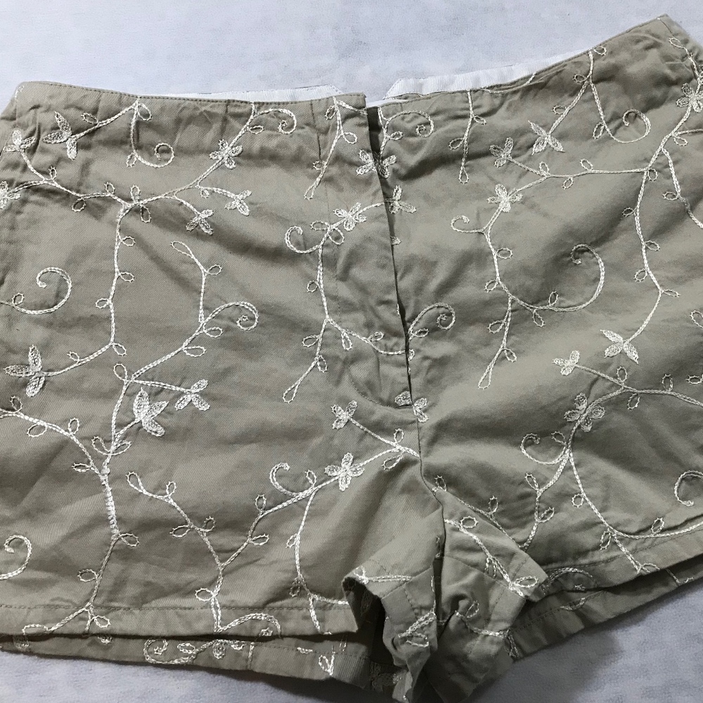 Tommy Hilfiger Khaki Shorts